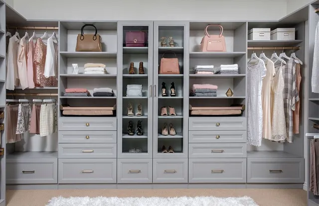 Organize Your Closet Like a Pro